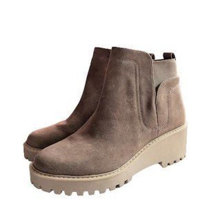 DV by Dolce Vita Rango Chunky Heel Lug Sole Slip On Booties Size 9.5 New